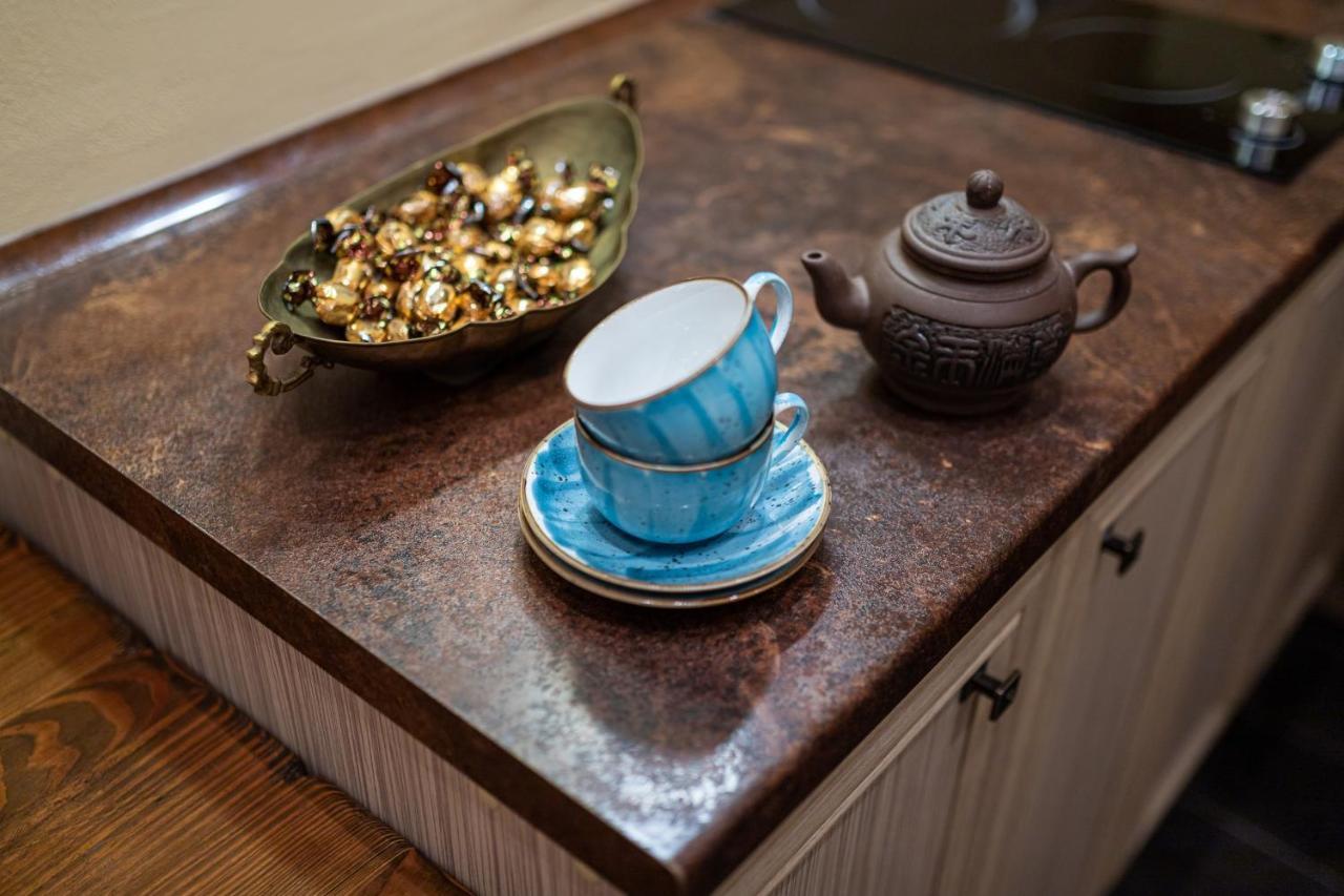 Bed & Breakfast In Downtown Lviv Extérieur photo